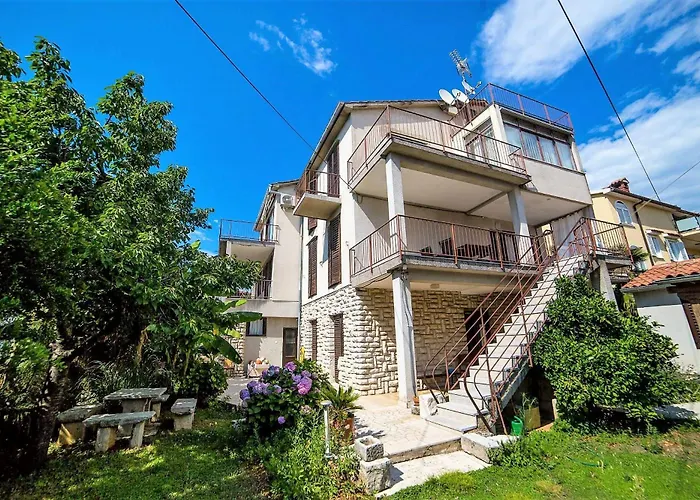 Porec Sunny Apartment With Large Balcony By Villa Mihaela